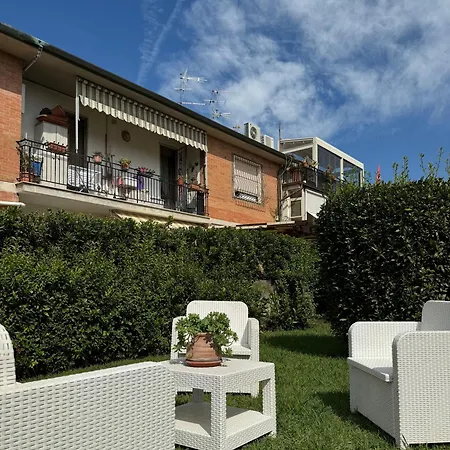 Lucy's House, Elegante Rustico Con Tutti I Comfort Moderni A * Pisa