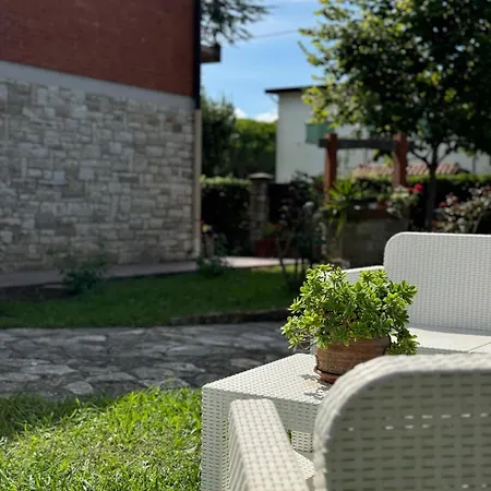Lucy's House, Elegante Rustico Con Tutti I Comfort Moderni A Pisa