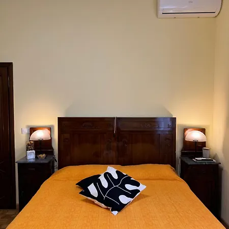 Lucy's House, Elegante Rustico Con Tutti I Comfort Moderni A Guest house *
